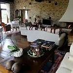 Casa Peleyon Nocleg ze śniadaniem 3*