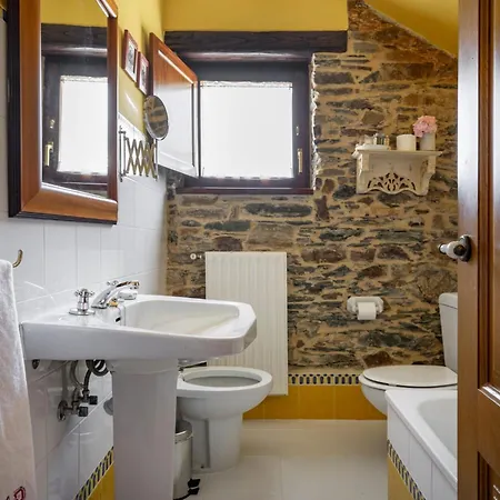 Casa Peleyon Couette-café Castropol