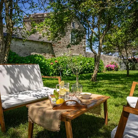 Casa Peleyon Bed & Breakfast 3*