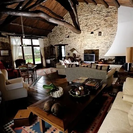 Casa Peleyon Bed & Breakfast Castropol