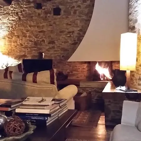 Casa Peleyon Castropol