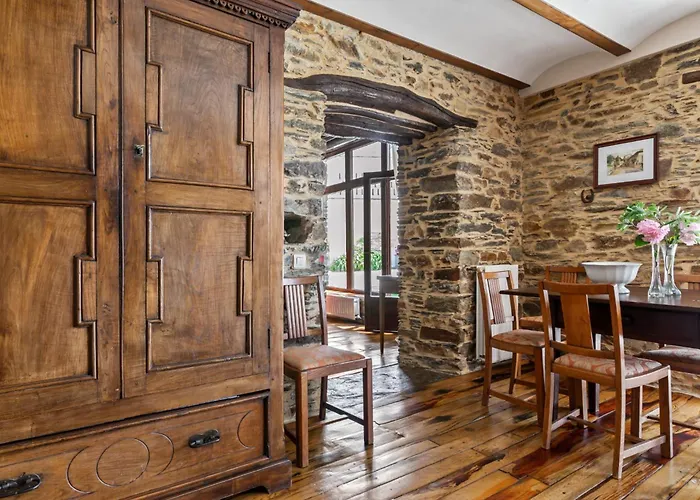 Casa Peleyon 3* Castropol