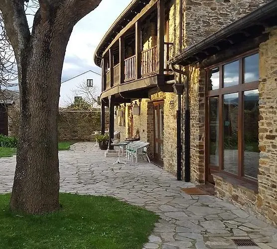 Nocleg ze śniadaniem Casa Peleyon Castropol